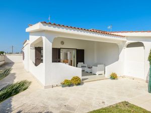 23639675-Ferienhaus-5-Ostuni-300x225-1