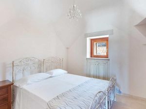 23560248-Ferienhaus-6-Ostuni-300x225-5