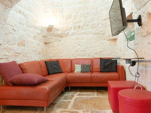 23955144-Ferienhaus-8-Ostuni-300x225-5