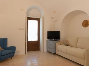 23955143-Ferienhaus-6-Ostuni-300x225-4