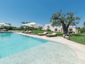 24029803-Ferienhaus-8-Ostuni-300x225-2