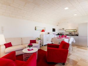 23761071-Ferienhaus-4-Ostuni-300x225-2