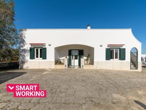 23923097-Ferienhaus-6-Ostuni-300x225-1