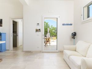 24049793-Ferienhaus-7-Ostuni-300x225-2