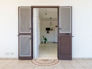 23056727-Ferienhaus-5-Ostuni-300x225-2