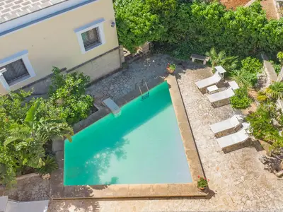 pool