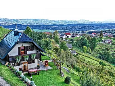 Ferienhaus für 4 Personen (80 m²) in Otocec 3/10