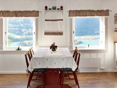 Indoor Indoor