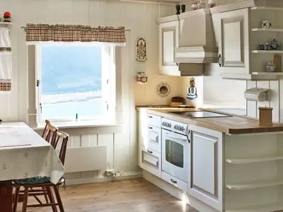 Indoor Indoor
