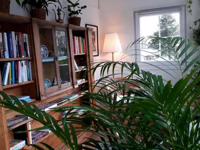 Bibliothek im Wintergarten