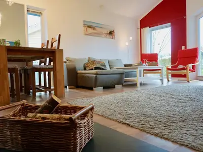 Wohnzimmer mit Essbereich