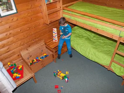 Schlafzimmer mit Hochbett