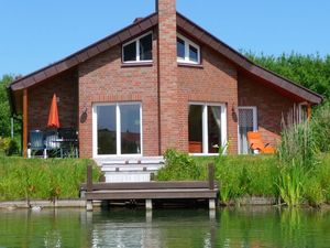 23974855-Ferienhaus-4-Otterndorf-300x225-0