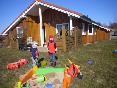 Garten mit Sandkiste