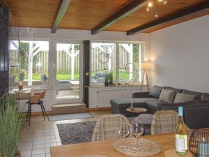 24004216-Ferienhaus-6-Otterndorf-300x225-1