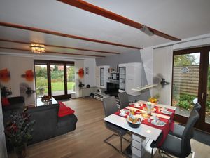 23907872-Ferienhaus-4-Otterndorf-300x225-2