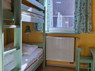 Schlafzimmer mit Hochbett