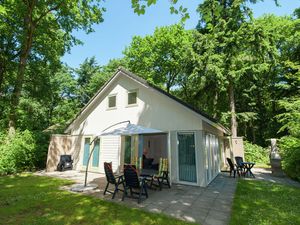 Ferienhaus für 8 Personen (100 m²) in Oudemirdum
