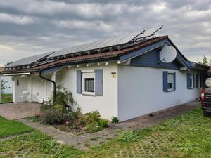 23692906-Ferienhaus-6-Oy-Mittelberg-300x225-2