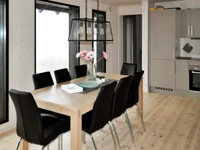 Indoor Indoor