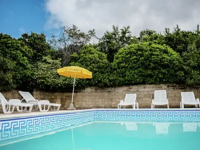 PoolOfHouse