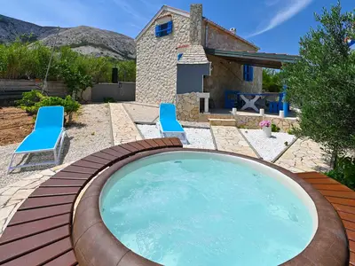 Ferienhaus für 4 Personen (56 m²) in Otok Pag 9/10