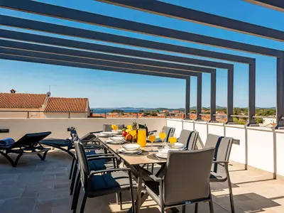 Ferienhaus für 8 Personen (160 m²) in Pakostane 10/10