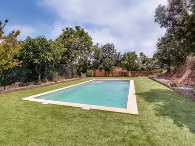 PoolOfHouse
