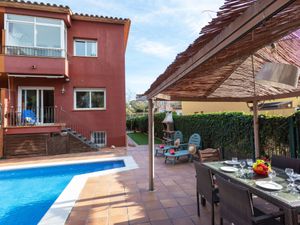 23860899-Ferienhaus-6-Palafrugell-300x225-5