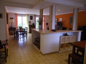 23508820-Ferienhaus-6-Palau-del-Vidre-300x225-1