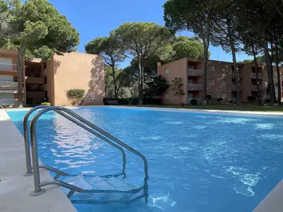 PoolOfHouse