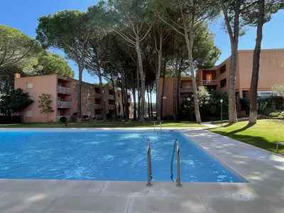PoolOfHouse