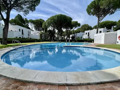 PoolOfHouse