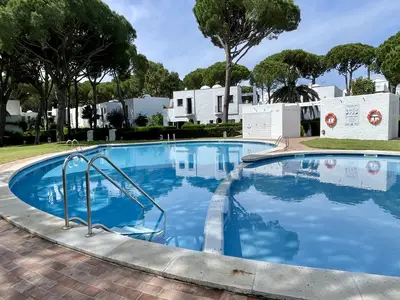 PoolOfHouse