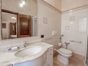 23854091-Ferienhaus-7-Panicale-300x225-3