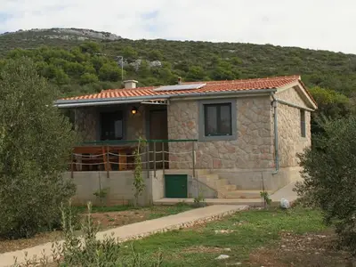 Ferienhaus für 6 Personen in Pašman 3/10