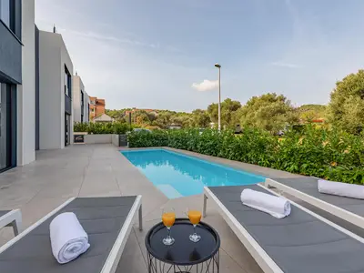 pool
