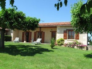 23876025-Ferienhaus-4-Pavie-300x225-2