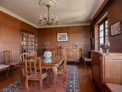DiningRoom