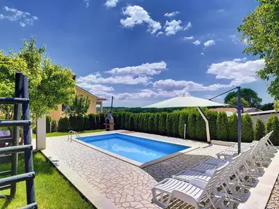 Ferienhaus für 10 Personen (112 m²) in Pazin 2/10