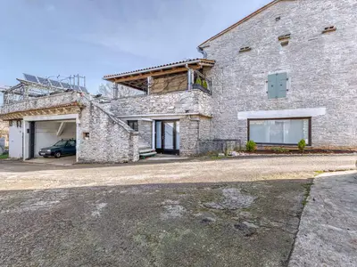 Ferienhaus für 8 Personen (210 m²) in Pazin 10/10