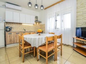 Ferienhaus für 6 Personen (88 m²) in Pašman