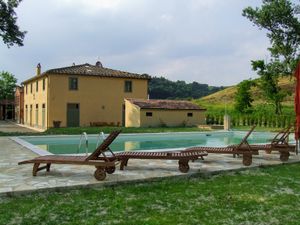 Ferienhaus für 8 Personen in Peccioli