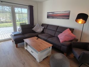 23380872-Ferienhaus-6-Pellworm-300x225-3