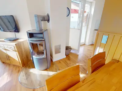 Ferienhaus mit Terrasse, Kamin und Parkplatz in Strandnähe