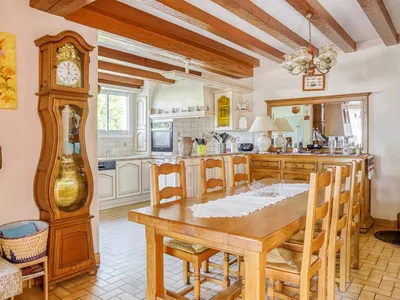 DiningRoom