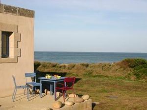 Terrasse mit Blick auf das Meer