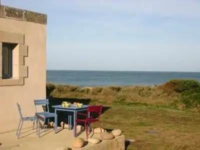 Terrasse mit Blick auf das Meer