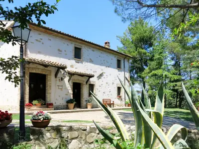 exterior exterior