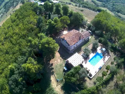 exterior exterior